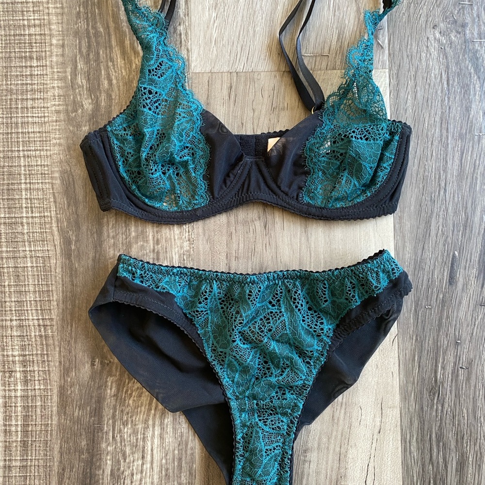 Miss Bond Lingerie (Etsy shop) Teal Lace Bra and Panty Set XS